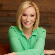 paula.white